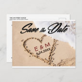 Herz im Sandstrand speichern Sie die Datumskarten Einladungspostkarte (Vorne/Hinten)