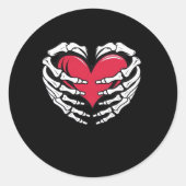 Herz in den Skeletthandschuhen Classic Runder Aufkleber (Vorderseite)