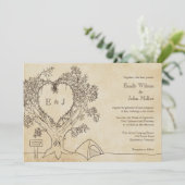 Herz in einem Tree-Camping Hochzeit Einladungen (Stehend Vorderseite)