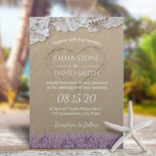 Herz in Sand Lavender Floral Beach Hochzeit Einladung