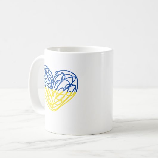 Herz in ukrainischen Flaggenfarben. Ukraine Kaffeetasse (Vorderseite Links)