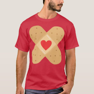 Herz-Liebe-Plakatherzen liebende Krankenschwester  T-Shirt