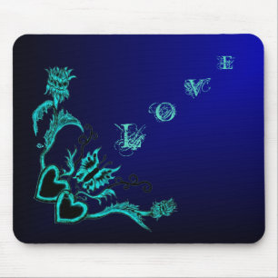 Herz mit Blume und Schmetterling im Tattoo-Stil Mousepad