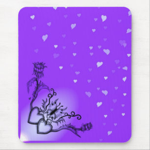 Herz mit Blume und Schmetterling im Tattoo-Stil Mousepad