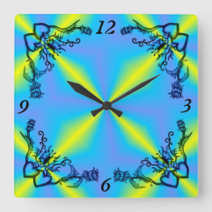 Herz mit Blume und Schmetterling im Tattoo-Stil Quadratische Wanduhr