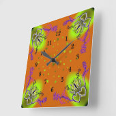 Herz mit Blume und Schmetterling Quadratische Wanduhr (Winkel)