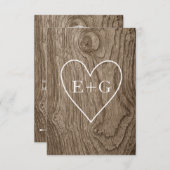 Herz mit Initialen Holz Korn rustikale Hochzeit RS RSVP Karte (Vorne/Hinten)