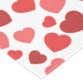 Herz-Muster, rote Herzen, Herz-Muster Tischdecke (Schrägansicht)