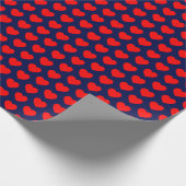 Herz, rot auf blauem Papier für die Marine Geschenkpapier (Ecke)
