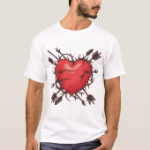 Herz umgeben von Dornen mit Pfeilen T-Shirt (Vorderseite)