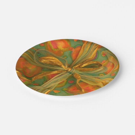 Herz und Bugrot und grünes Muster Pappteller (Schrägansicht)