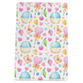 Herz und Cupcakes Delikates Wasserfarbenes Muster Mittlere Geschenktüte (Rückseite)