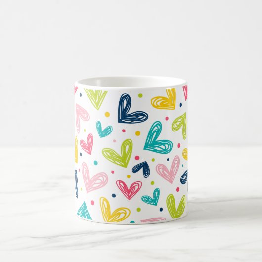 Herz und Punkte im Doodle-Stil Kaffeetasse (Mittel)