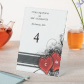 Herz und Rollen Sockelschild (In Situ)