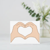 Herz von Händen abgeschieden auf weißem Hintergrun Postkarte (Stehend Vorderseite)