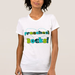 Herz-Vorschule schaukelt T-Shirts und Geschenke