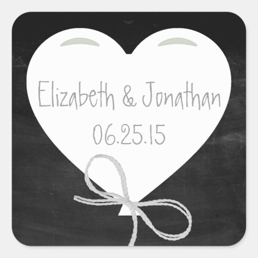 Herzballon auf einer Chalkboard-Hochzeit Quadratischer Aufkleber (Vorderseite)