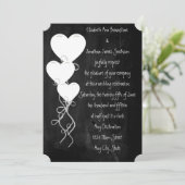 Herzblasen auf einer Chalkboard-Hochzeit Einladung (Stehend Vorderseite)