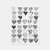 Herzen in Schwarz-Weiß Fleecedecke (Vorderseite)