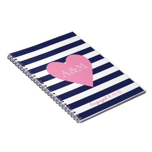 Herzen und Streifen verlobt Notizblock (Rechte Seite)