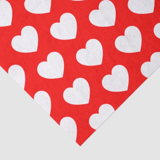 Herzen, weiß auf rotem Seidenpapier (Detail)