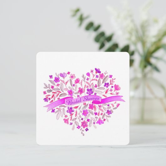 Herzerbouquet Blume lila Brautparty laden ein Einladung (Stehend Vorderseite)
