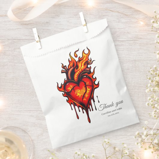 Herzflammen. Geschenktütchen (Ausgeschnitten)