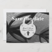 Herzform Padlock auf Zaun Foto Hochzeit Save The Date (Vorderseite)