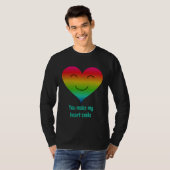 Herzförmige Regenbogenfarben T-Shirt (Vorne ganz)