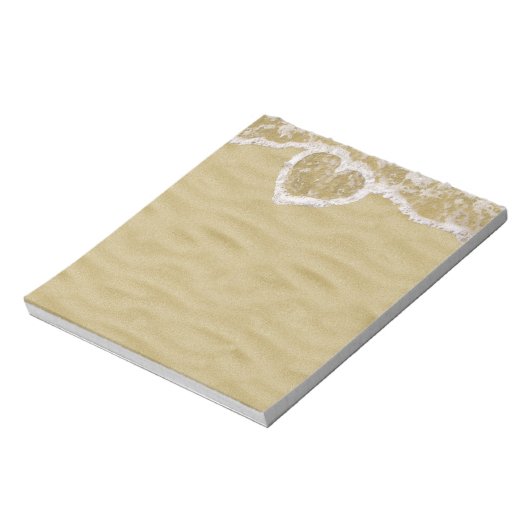 Herzförmige Wasserblasen am Strand Notizblock (Rotiert)