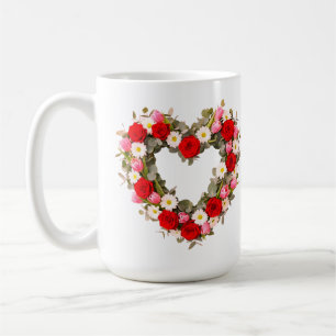 Herzförmiger Blumenkranz Rosen Gänseblümchen Tulpe Kaffeetasse