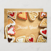 Herzgeformte Cookies auf Holzlatte dank Ihrer Kart Dankeskarte (Vorne/Hinten)