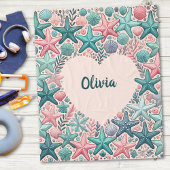 Herzgeformter Rahmen mit farbenfrohen Starfish Fleecedecke