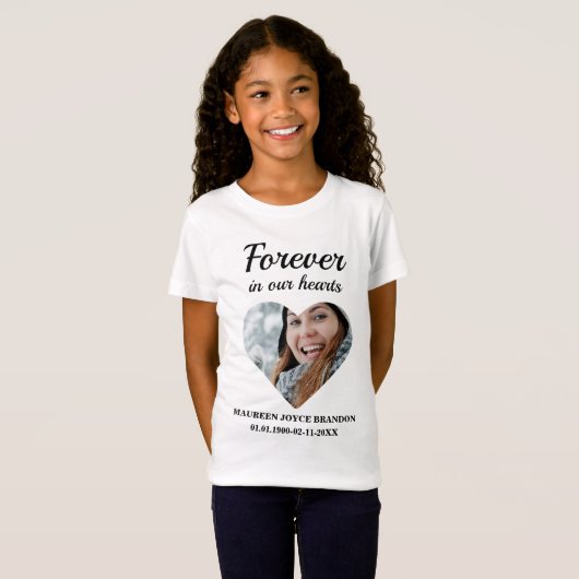 Herzgeformtes Foto für immer in unseren Herzen T-Shirt (Vorne ganz)