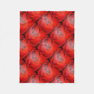 Herzgestalterische künstlerische Rote Rose Fleecedecke
