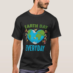 Herzgestalteter Earth Day Alltägliche Bienen Welt- T-Shirt