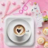 Herzkappuccino im White Coffee Cup Pappteller (Party)
