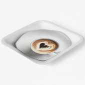 Herzkappuccino im White Coffee Cup Pappteller (Gewinkelt)