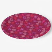 Herzkreise des Valentinstag Pappteller (Schrägansicht)