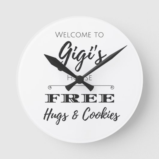 Herzlich willkommen bei Gigi's House FREE Hugs & C Runde Wanduhr (Vorderseite)