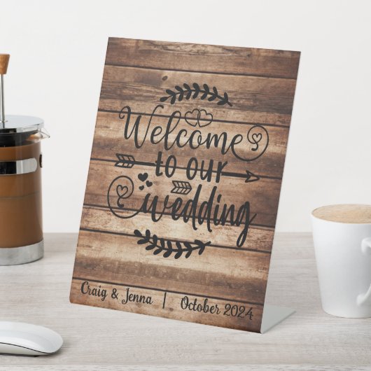 Herzlich willkommen bei unserer Hochzeit in rustik Sockelschild (In SItu)