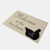 Herzlich willkommen im Hen House Door Mat Fußmatte (Schrägansicht)