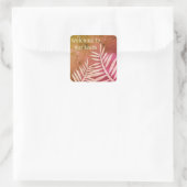 Herzlich willkommen in unserem Team Pink Leaf Silh Quadratischer Aufkleber (Tasche)