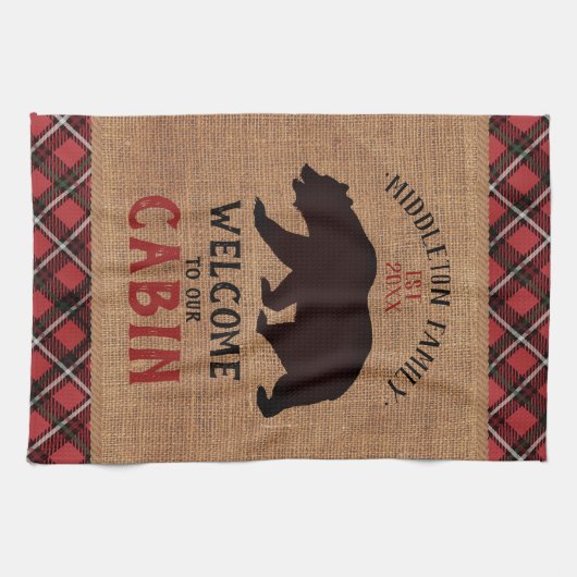 Herzlich willkommen in unserer Hütte in einem Burl Geschirrtuch (Horizontal)