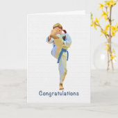 Herzlichen Glückwunsch, Karate Kicking Blue Belt C Karte (Gelbe Blume)
