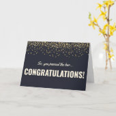 Herzlichen Glückwunsch übergeben die Bar Card für Karte (Gelbe Blume)