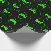 Herzmuster des Green Video Game Controllers Geschenkpapier (Ecke)