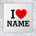 Herzname Fliese<br><div class="desc">Schreiben Sie Ihren gewünschten Namen oder Text in den Namensbereich.</div>