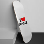 Herzname Skateboard<br><div class="desc">Schreiben Sie Ihren gewünschten Namen oder Text in den Namensbereich.</div>