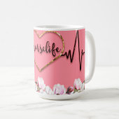 Herzschlag-Design und lebensrettende Hashtag Kaffeetasse (VorderseiteRechts)